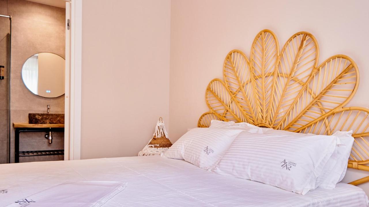 Azar Luxury Suites วญอเรอ ภายนอก รูปภาพ