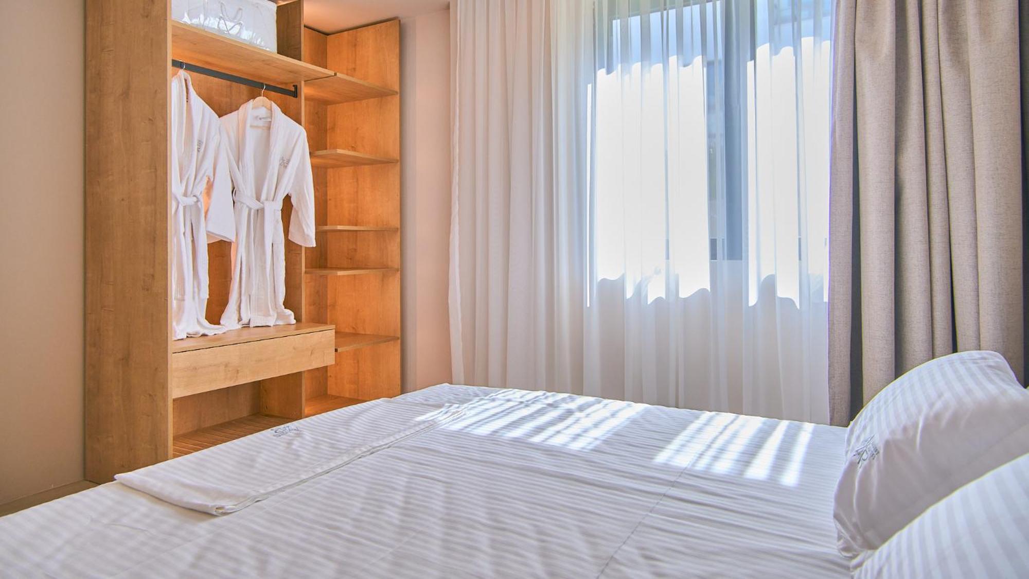 Azar Luxury Suites วญอเรอ ภายนอก รูปภาพ