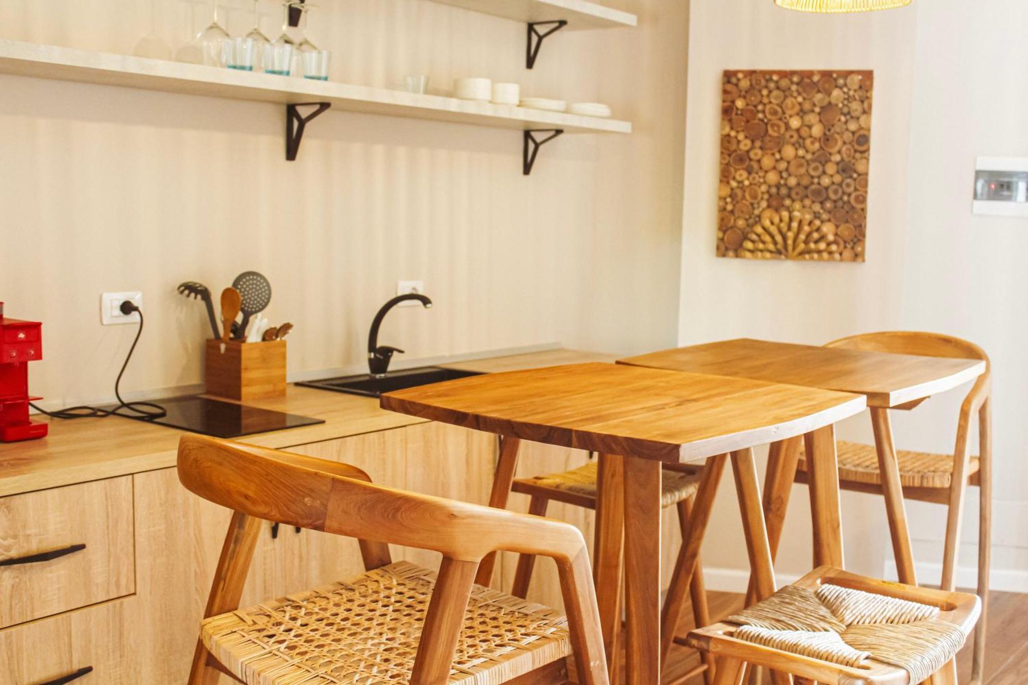 Azar Luxury Suites วญอเรอ ภายนอก รูปภาพ