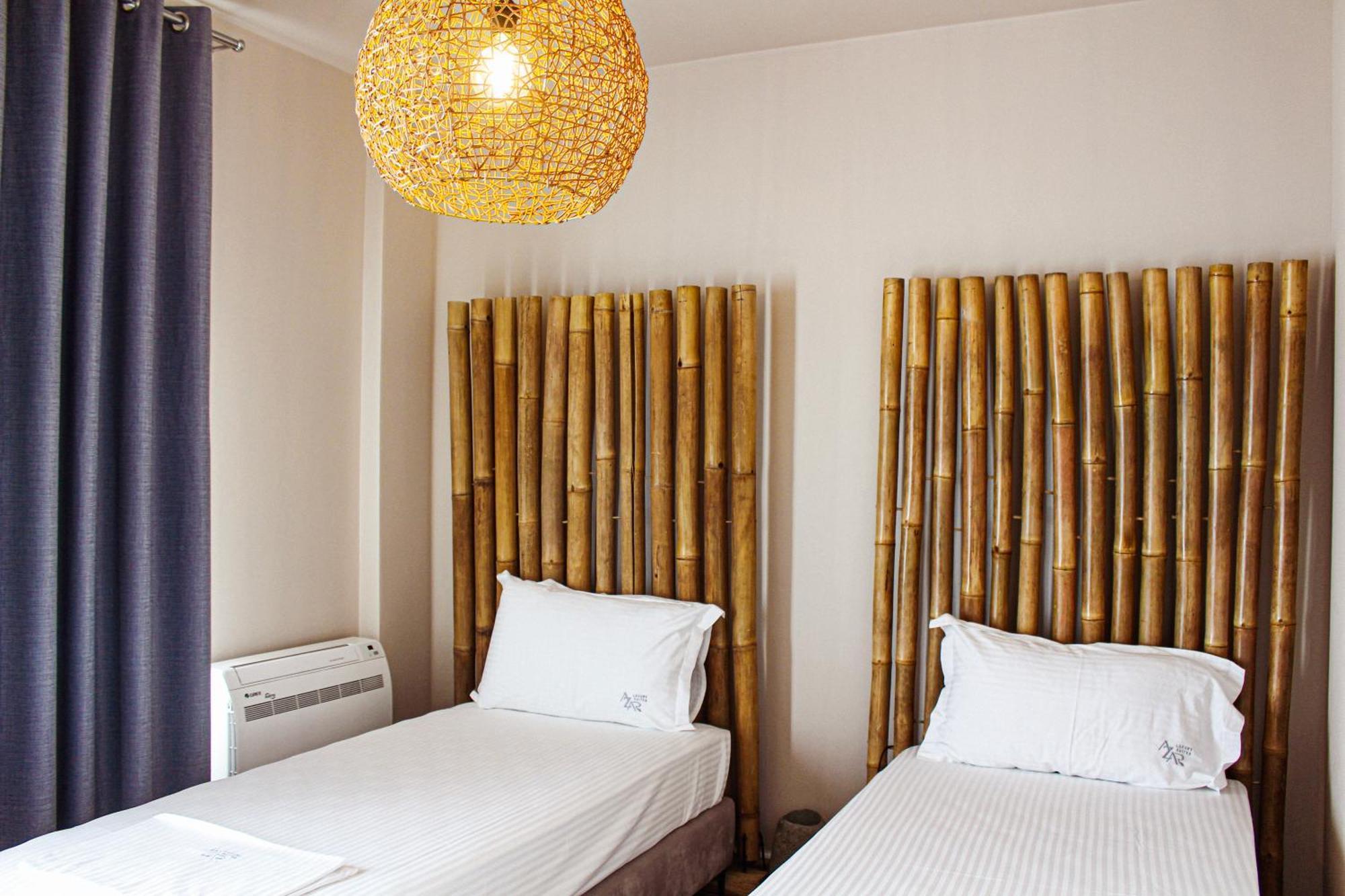Azar Luxury Suites วญอเรอ ภายนอก รูปภาพ