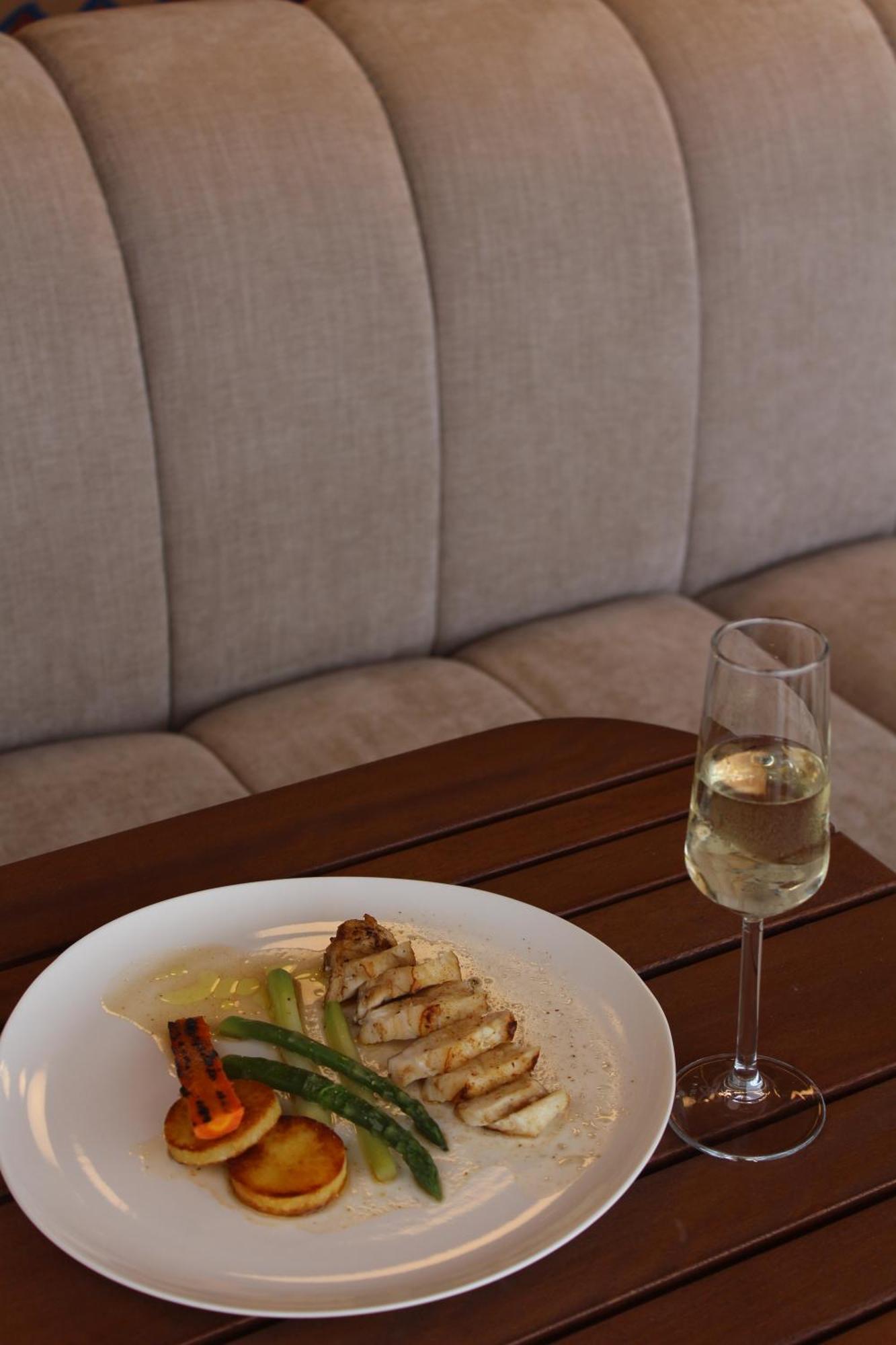Azar Luxury Suites วญอเรอ ภายนอก รูปภาพ